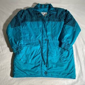 Woman’s Vintage Abstract Ski Jacket color Teal Size Small